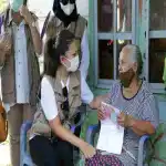 Kemensos Salurkan Berbagai Bansos di NTT